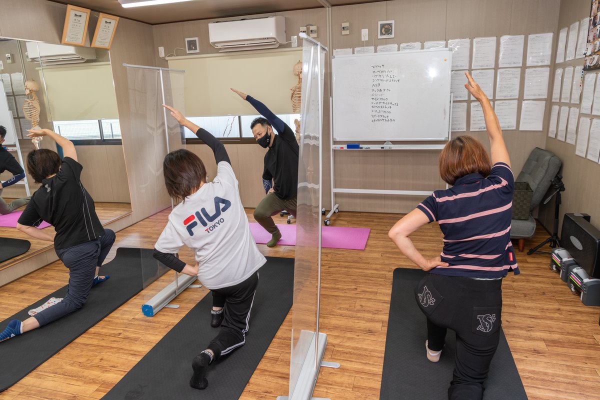 坐骨神経痛へのベッド施術